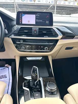 BMW X3 XLINE image 10