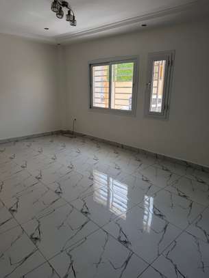 Villa R+2 à louer image 3