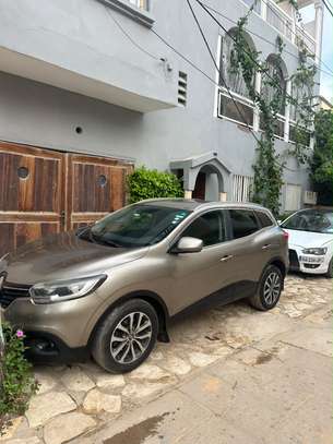 SUV compact gris image 4