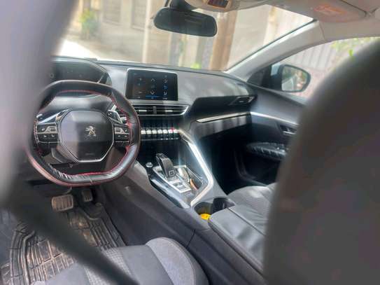 Peugeot 3008 .2019 image 7
