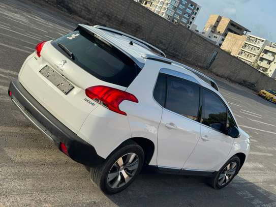 Peugeot 2008 année 2017 image 8