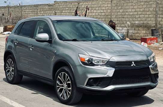 Mitsubishi outlander 2019 image 3