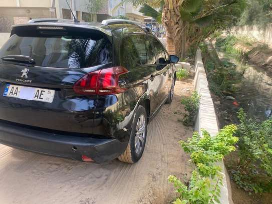 Peugeot  2008 année  2019 image 4