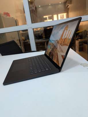 Surface laptop 3 15pouces AMD Ryzen 5 16g de ram 256 image 3