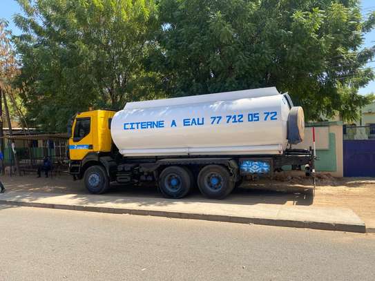 camion citerne a eau image 4