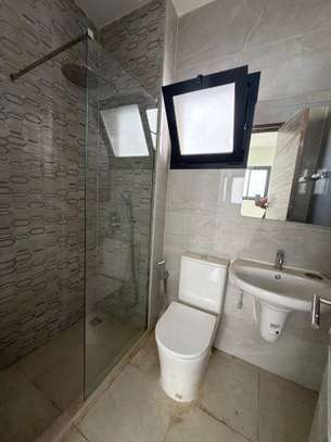 Bel appartement neuf à mermoz image 10