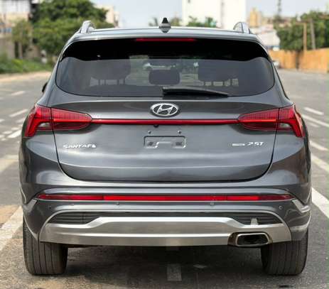 Hyundai Santafe 2022 image 7