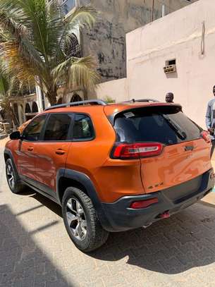 Jeep Cherokee 2015 image 2