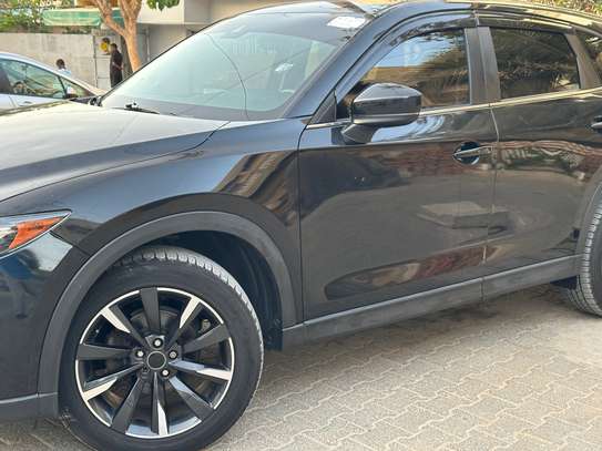 Mazda CX-5 SUV 4 portes noir performance image 7