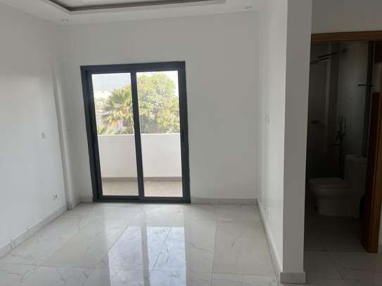 APPARTEMENT DE TYPE F3 A LOUER A LIBERTE 6 image 5