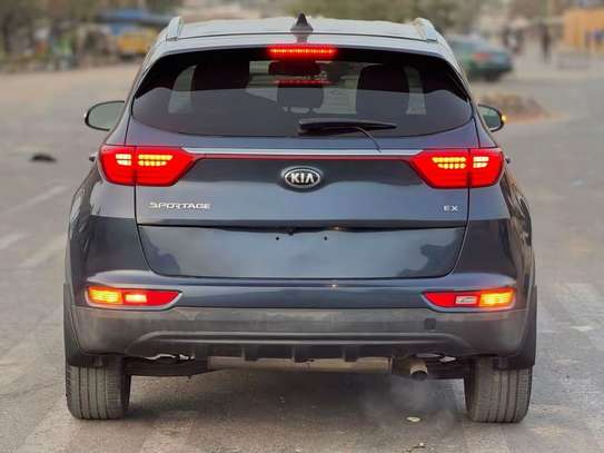 Kia Sportage ex image 6