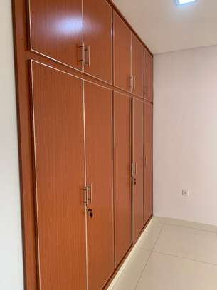 Très bel Appartement F4 à louer image 11