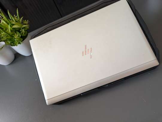 Ordinateur portable HP elitebook 845 g8 Ryzen 5 pro image 3