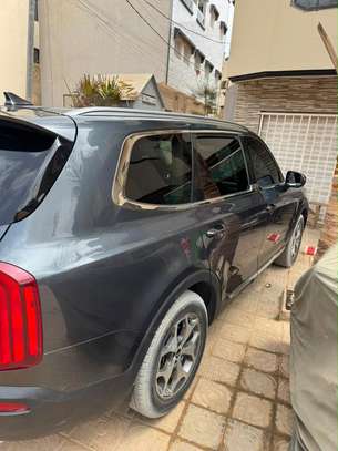 Je vend ma kia telluride 2020 automatic essence image 10