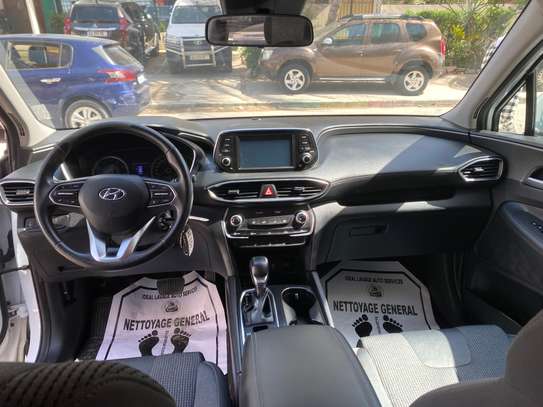 Hyundai Santa Fe 2019 image 4