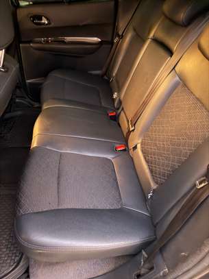 Peugeot 3008 diesel image 11