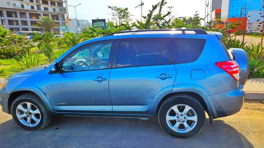 A vendre Toyota Raph 4 2013 image 9