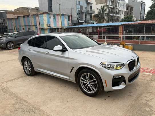 BMW X4 xDrive30i image 10