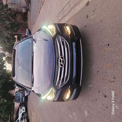 Hyundai santa fe limutide 2017 4 cilindre 2.0 full option image 5