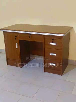 Table Bureau image 2
