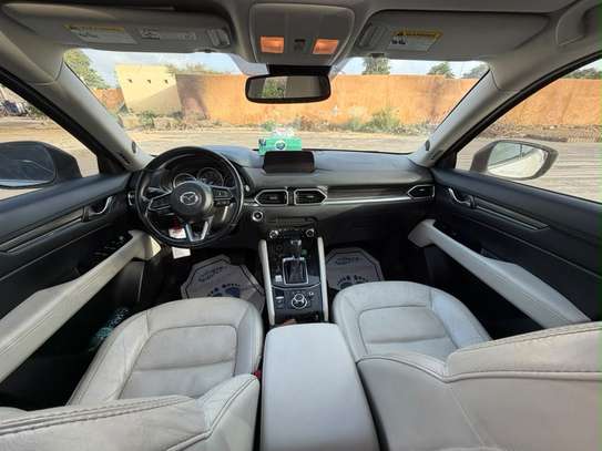 Mazda CX-5 2018 SUV Blanc fiable et élégant image 14
