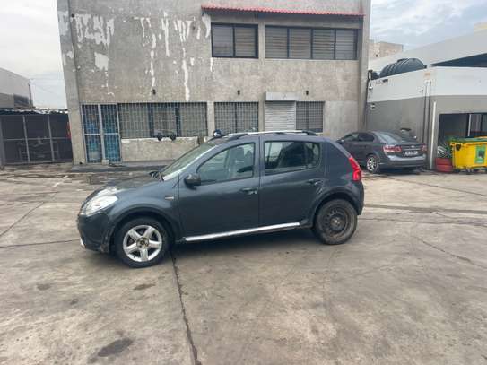 Dacia sandero 2010 image 9