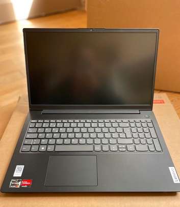 Ordinateur Lenovo image 2