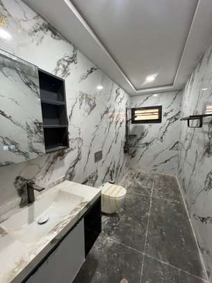 Immeuble R+7 Neuf a vendre aux Almadies image 11