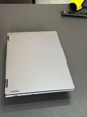 Lenovo yoga /i5 13th gen / 16gb ram ddr5 image 7