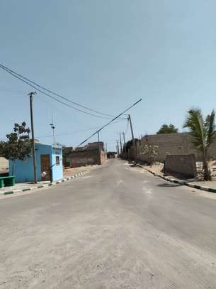 Titre foncier individuel 150m2 à Bambilor route bitumée image 10