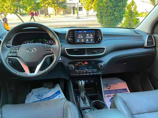 Hyundai Tucson 2019 essence image 8