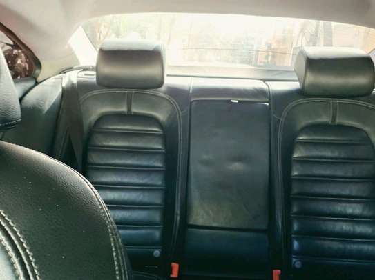 Volkswagen Passat 2012 image 8