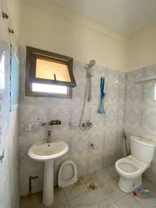 Superbe appartement de type F3 à louer à Mermoz Batrain image 10