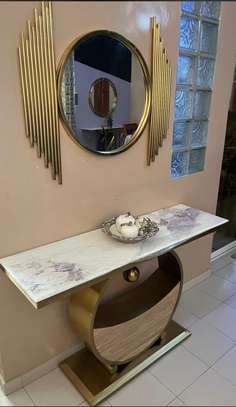 Console design marbre blanc et métal doré 120 cm image 2