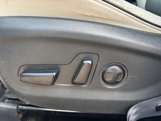KIA SPORTAGE E X image 14