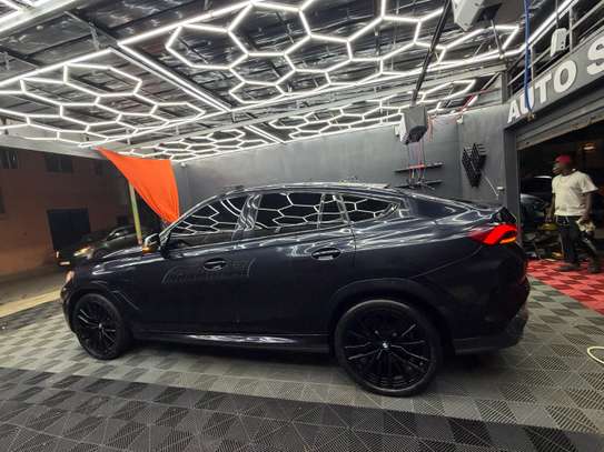 BMW X6 M50i 2022 image 7