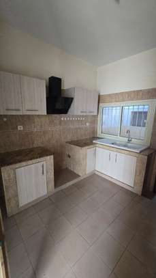 Villa R+1 de 250m², TF, Sipres Mermoz image 4