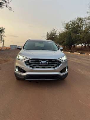 Je vend ma ford edge 2019 automatic essence image 4