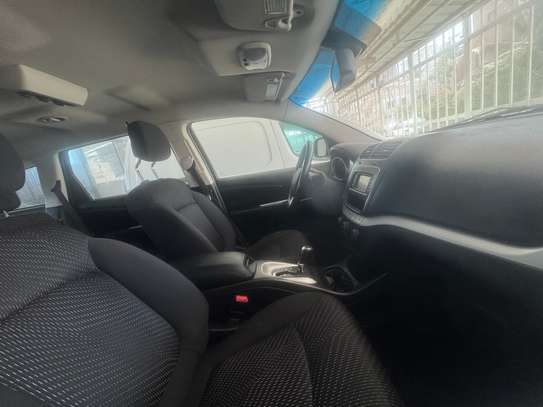 Dodge Journey 7 places image 10