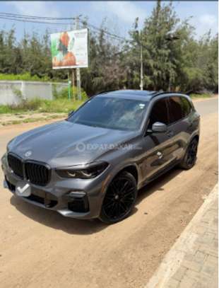BMW X5 M50i image 2