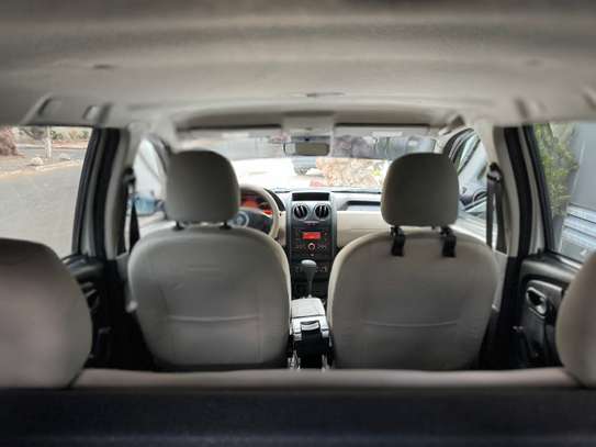 Renault Duster image 8