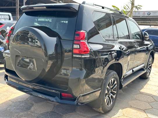 Toyota land cruiser TXL image 4