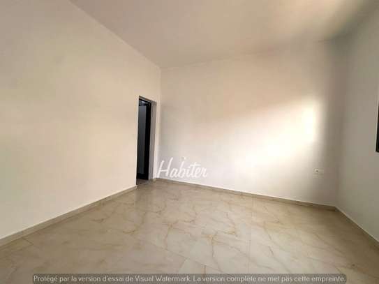 Appartement à louer à la cité BIAGUI image 4