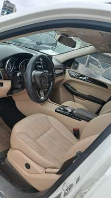 Mercedes Gle 2017 350 V6 super clean image 11