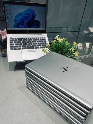Hp elitebook 830 image 2