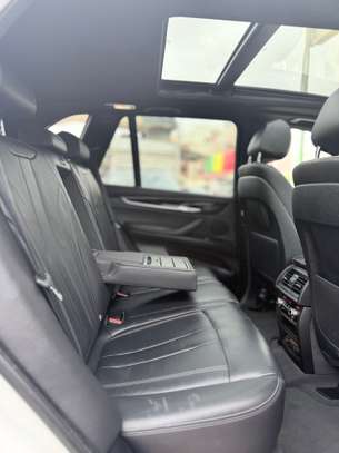 BMW X5 année 2018 blanc image 8