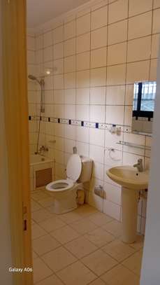 VILLA A LOUER AU POINT E image 9