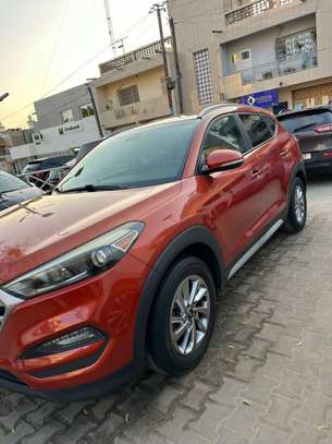HYUNDAI TUCSON 2018 image 5