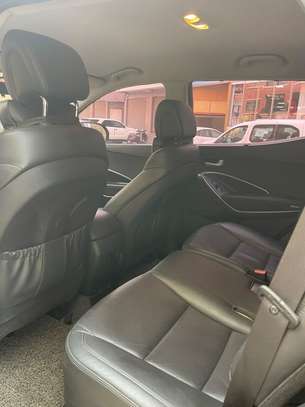 *HYUNDAI *SANTAFÉ_* Année : 2016-17 image 2