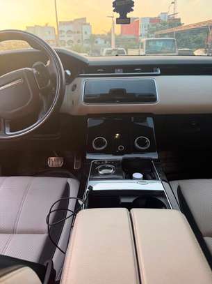 Range rover Velar 2019 image 3